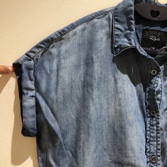Rails Shirt Women's XS Courtney Chambray Button Down Raw Released Hem Blue - Picture 5 of 10